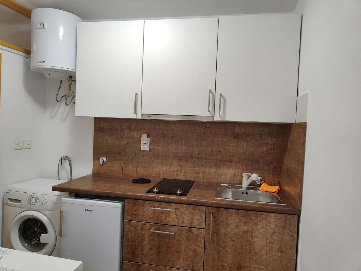 Rd22 Apartment โรวีน ภายนอก รูปภาพ